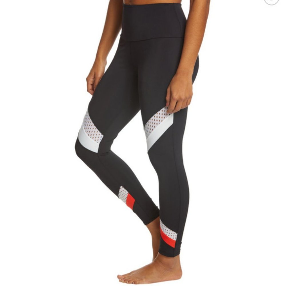 Onzie Black & White Mesh Stripe Racer Leggings
